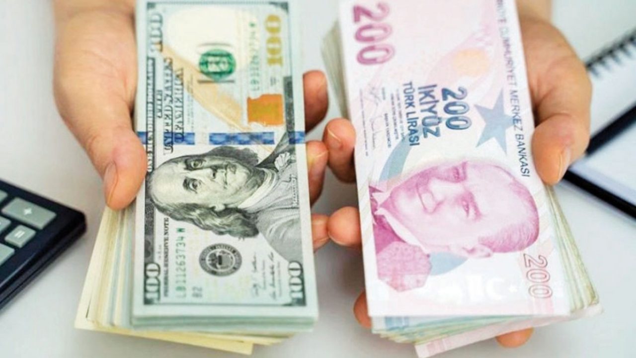 أسعار صرف الليرة التركية مقابل الدولار واليورو اليوم الأحد 18-7-2021