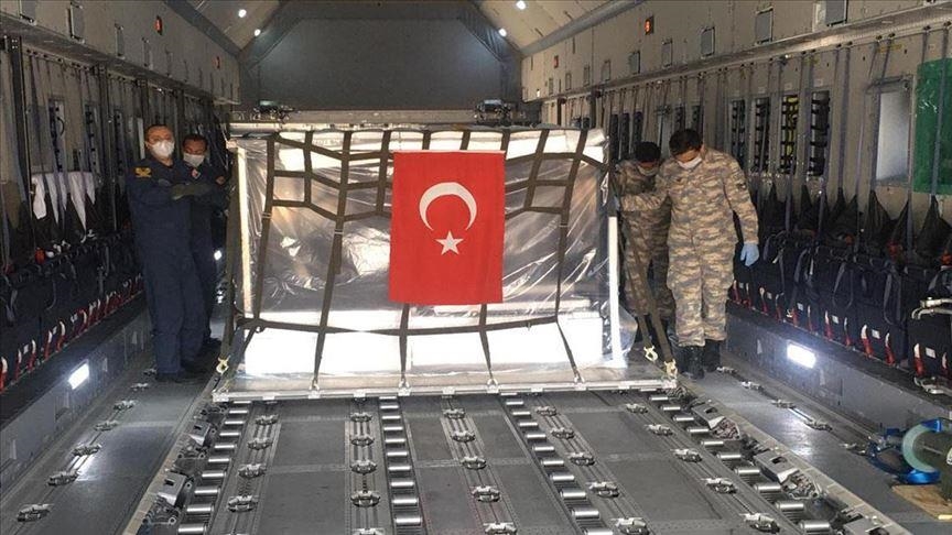 لمواجهة كورونا.. طائرة تركية تصل تونس محملة بمساعدات طبية