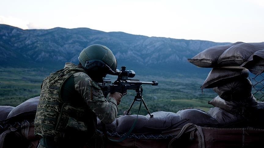 استسلام 5 عناصر من “بي كا كا” لقوات الأمن التركية