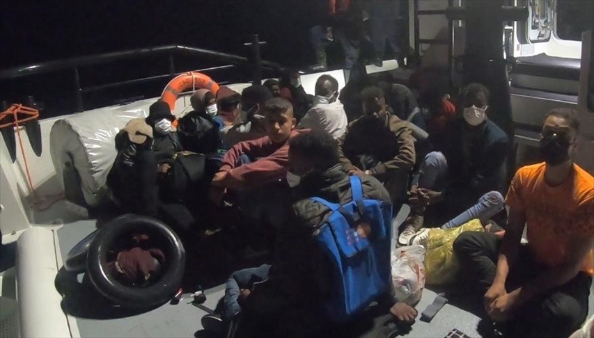 تركيا.. إنقاذ 128 طالب لجوء في السواحل الغربية