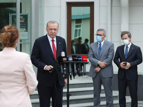 أردوغان: لم نصل إلى السلطة عبر التعهد بطرد السوريين