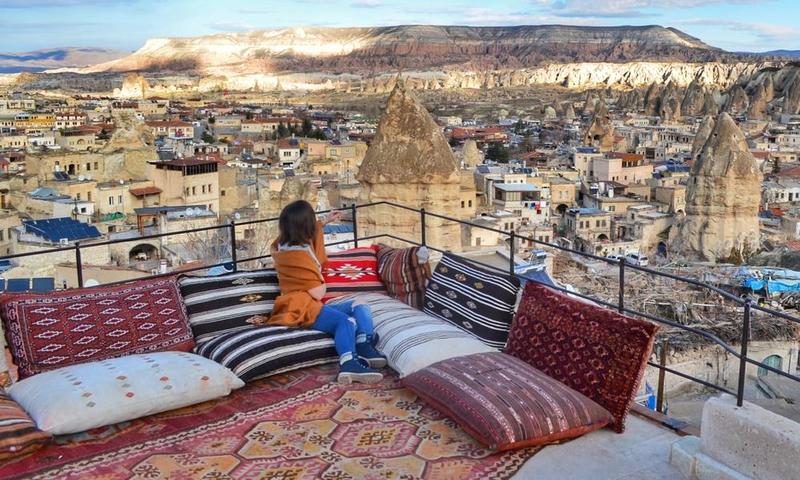 بينهم مشاهير مثل “أحمد فهمي” و”هاني شاكر”..مؤشرات على تزايد إقبال المصريين على السياحة في تركيا