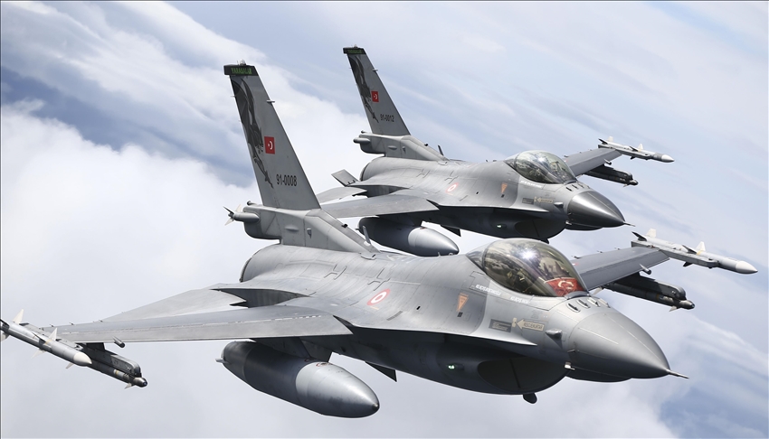 مقاتلات تركية تواصل مهام “الشرطة الجوية” في بولندا