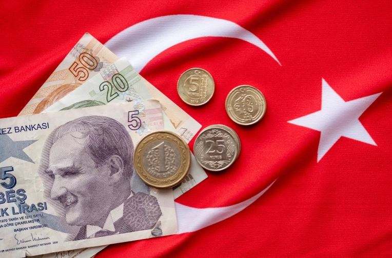 سعر صرف الليرة التركية مقابل الدولار واليورو في تعاملات اليوم الخميس 16 / 9 / 2021