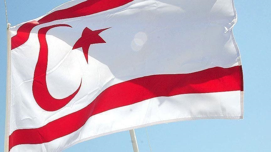 أتراك قبرص يؤيدون حل الدولتين