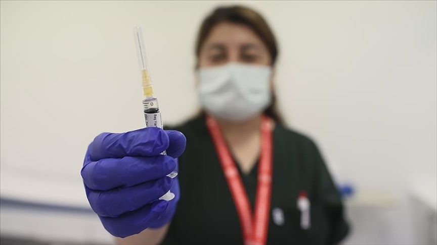 تركيا تجري اختبارات المرحلة الثالثة للقاحها في قرغيزيا