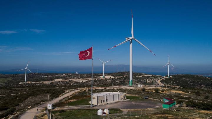 طاقة الرياح.. هل تحلّ “التجربة التركية” أزمة كهرباء العالم العربي؟