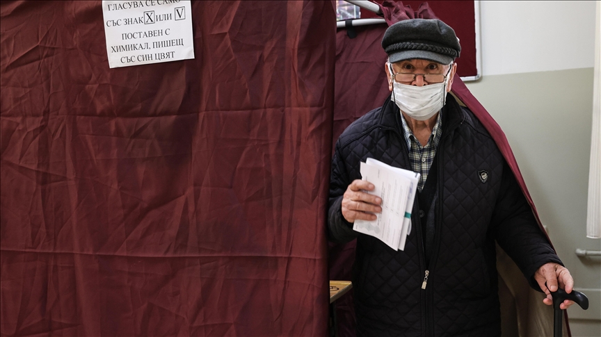 بجنسية مزدوجة… أتراك يشاركون في الانتخابات البلغارية
