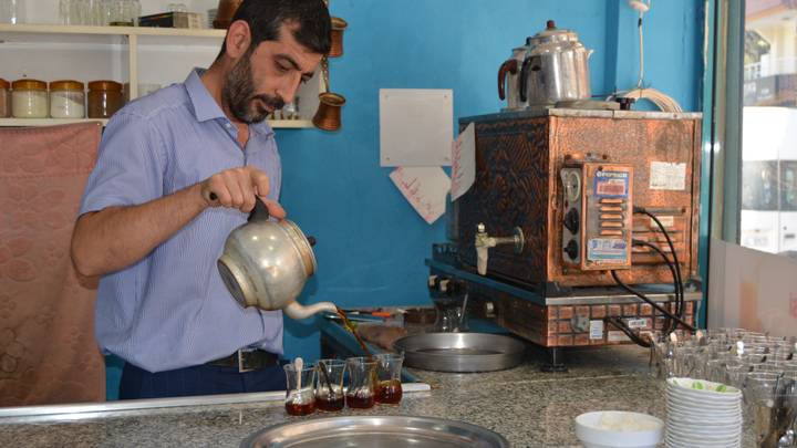الشاي والقهوة.. أيهما يُفضّل الشعب التركي أكثر؟
