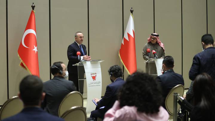 جاويش أوغلو يدين هجمات الحوثيين ويتحدث عن العلاقات مع الخليج ومصر.. ماذا قال؟