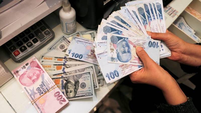 سعر صرف الليرة التركية مقابل الدولار واليورو في تعاملات اليوم الإثنين 24 / 1 / 2022