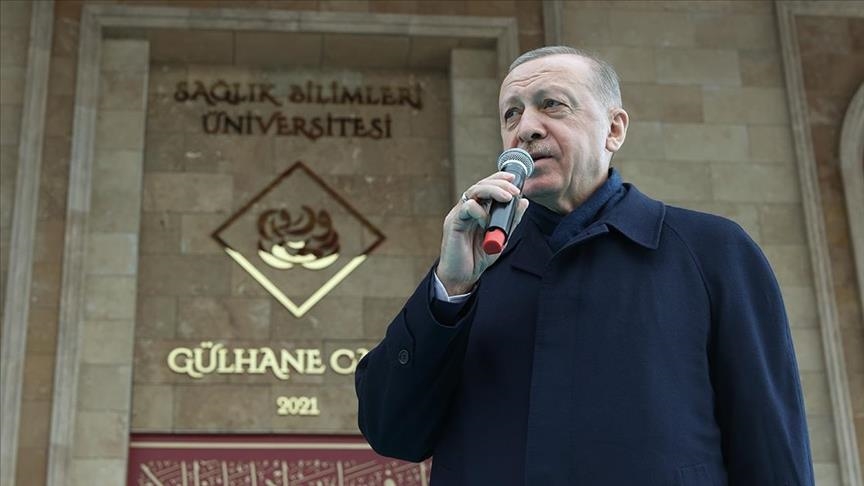 أردوغان يفتتح جامع “غولهانة” بأنقرة داخل حرم جامعة العلوم الصحية