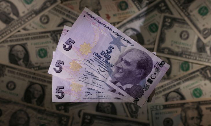سعر صرف الليرة التركية مقابل الدولار واليورو في تعاملات اليوم الثلاثاء 1 / 3 / 2022
