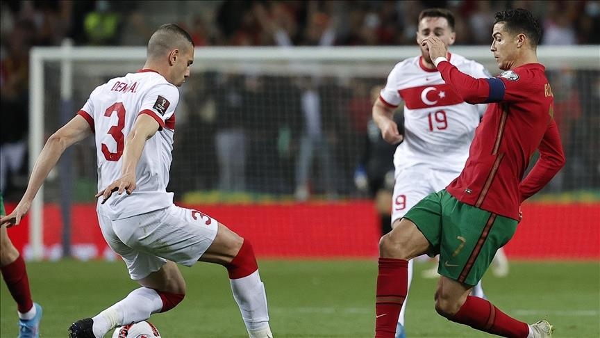 تركيا تخسر أمام البرتغال بكرة القدم وتودع حلم التأهل للمونديال