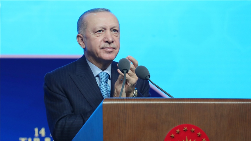 أردوغان يهنئ العاملين في قطاع الصحة بـ “عيد الطب”