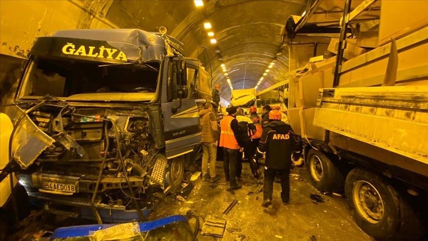 30 إصابة في حادث سير بولاية بولو التركية