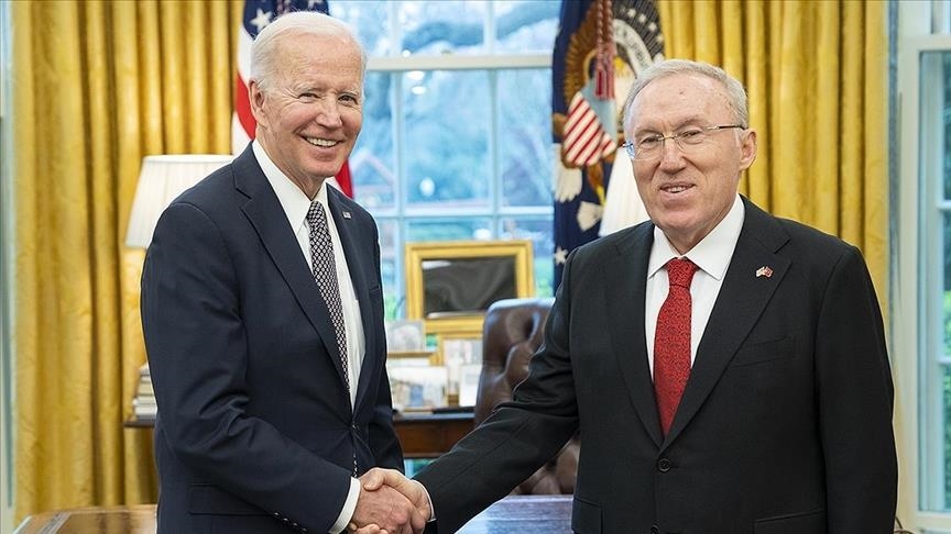 الرئيس بايدن يستقبل السفير التركي لدى واشنطن