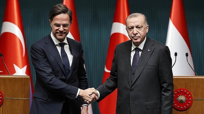 أردوغان ورئيس الوزراء الهولندي يبحثان الحرب بأوكرانيا والعلاقات