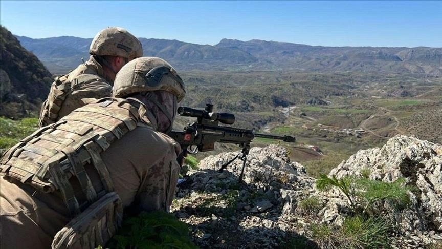 تركيا تعلن تحييد 10 من عناصر “ب ي د” شمالي سوريا