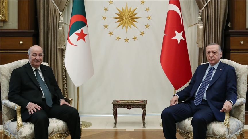 أنقرة.. الرئيس التركي يستقبل رسميا نظيره الجزائري