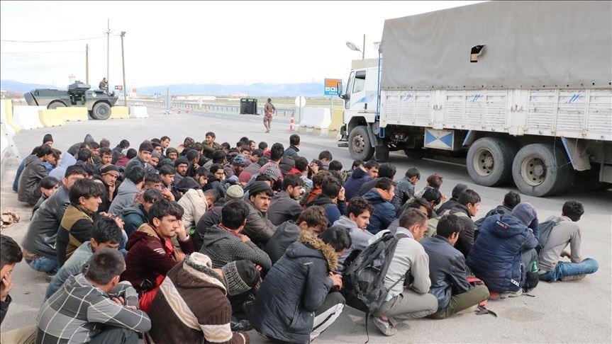 بينهم سوريون.. السلطات التركية تضبط 91 مهاجرا غير نظامي